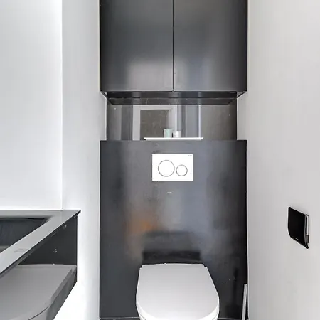 5023 Philibert - Elegant 17eme Paris